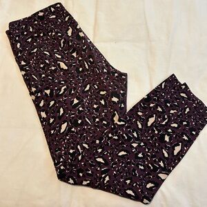 Lou & Gray leopard print leggings